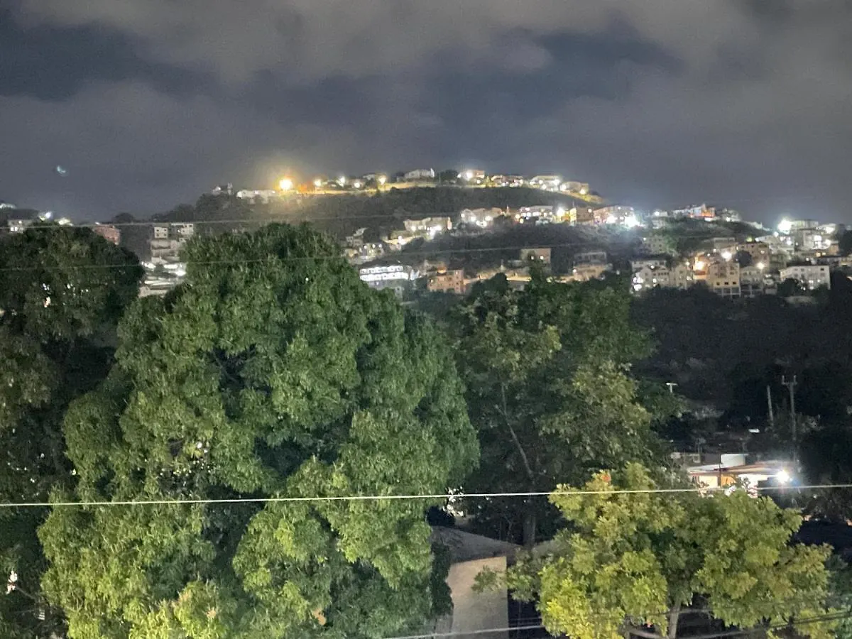 Silver Lining By Silverbrook Apartments Kingston